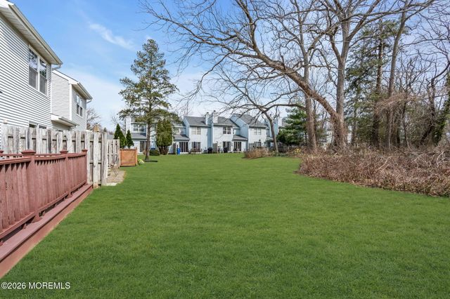 44 Malibu Drive, Eatontown, NJ 07724