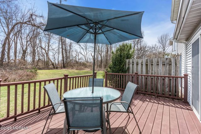 44 Malibu Drive, Eatontown, NJ 07724