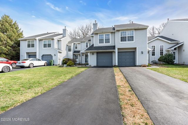 44 Malibu Drive, Eatontown, NJ 07724