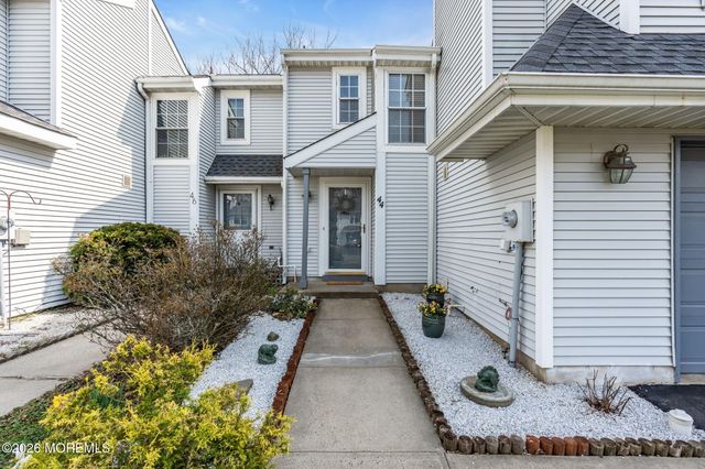 44 Malibu Drive, Eatontown, NJ 07724