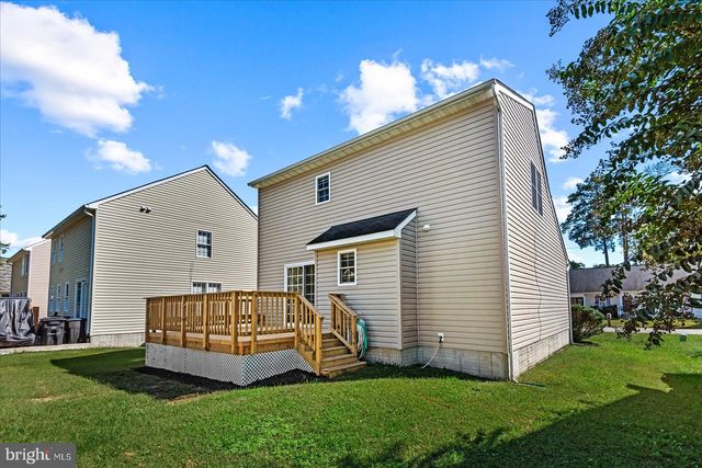 321 3RD ST, Colonial Beach, VA 22443