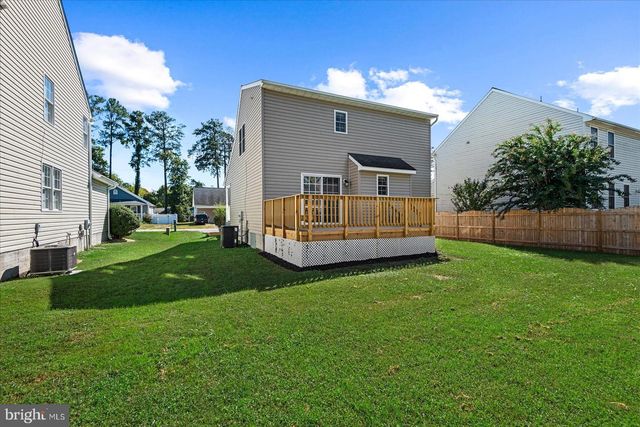 321 3RD ST, Colonial Beach, VA 22443