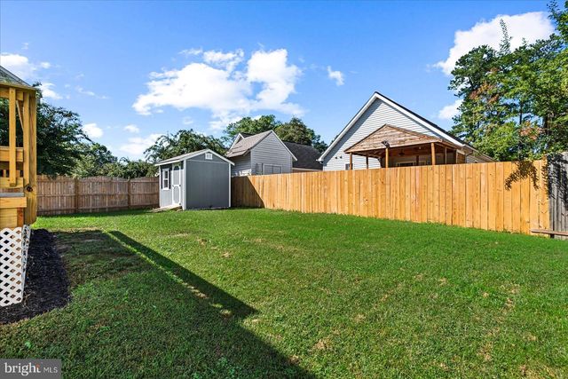 321 3RD ST, Colonial Beach, VA 22443