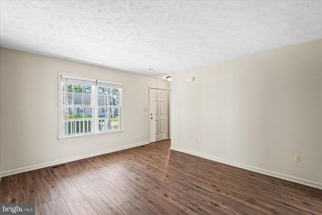 321 3RD ST, Colonial Beach, VA 22443