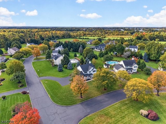 12 John Reading Rd, Readington Twp., NJ 08822