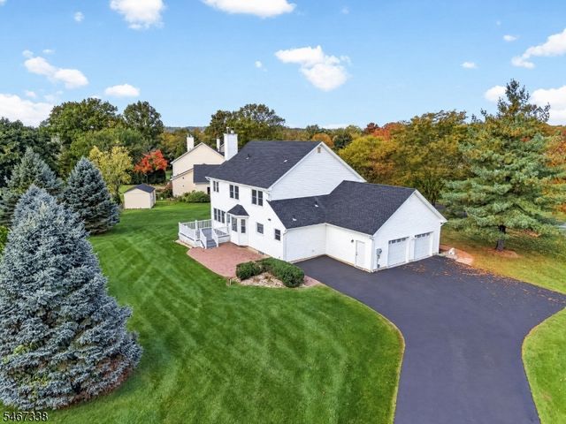 12 John Reading Rd, Readington Twp., NJ 08822