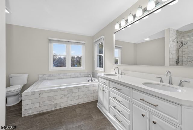 12 John Reading Rd, Readington Twp., NJ 08822