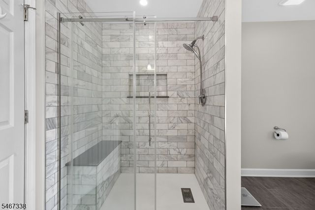 12 John Reading Rd, Readington Twp., NJ 08822