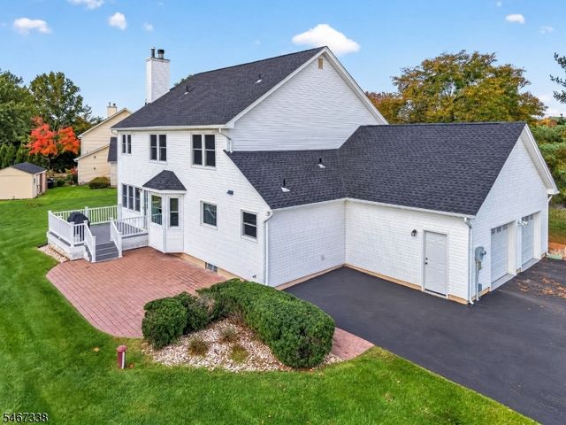 12 John Reading Rd, Readington Twp., NJ 08822