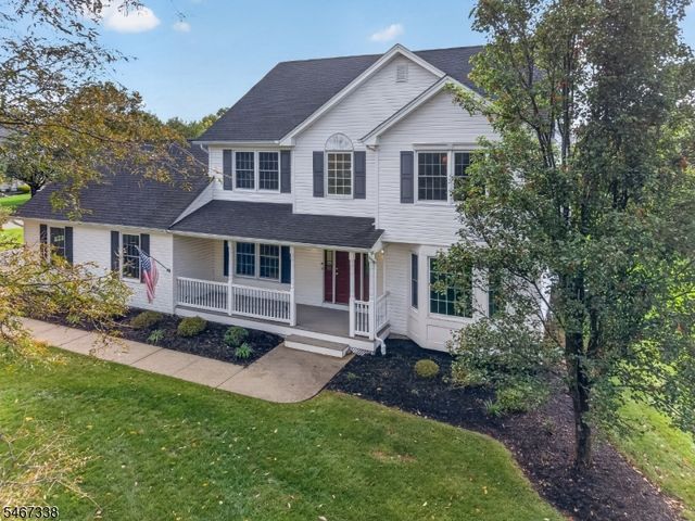 12 John Reading Rd, Readington Twp., NJ 08822