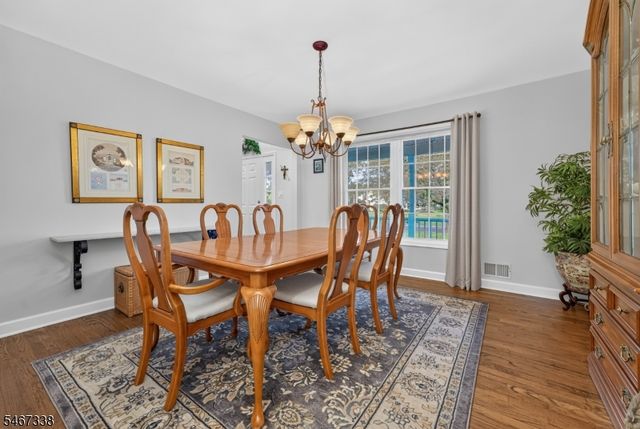 12 John Reading Rd, Readington Twp., NJ 08822