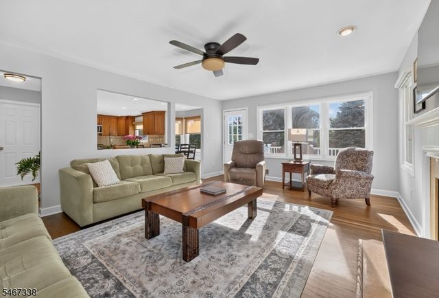 12 John Reading Rd, Readington Twp., NJ 08822