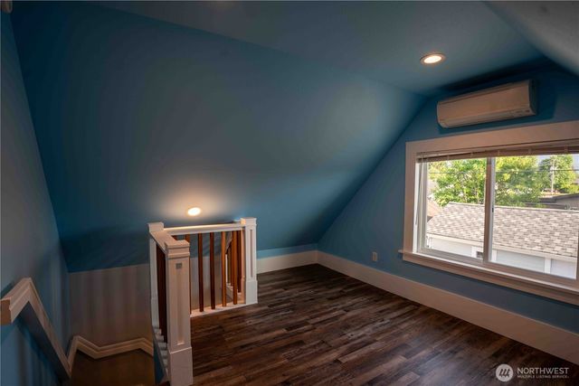 304 Sumas Ave, Sumas, WA 98295