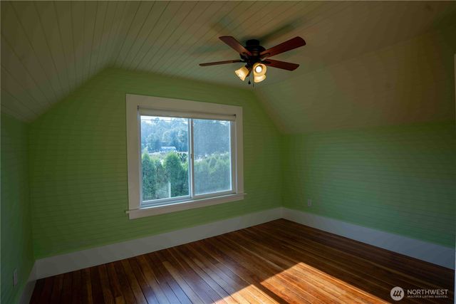 304 Sumas Ave, Sumas, WA 98295