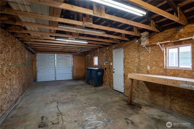 304 Sumas Ave, Sumas, WA 98295