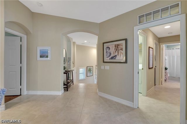 720 Tarpon Cove DR 201, Naples, FL 34110