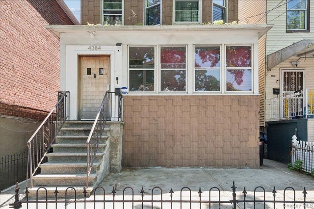 4384 Carpenter Avenue, Bronx, NY 10466
