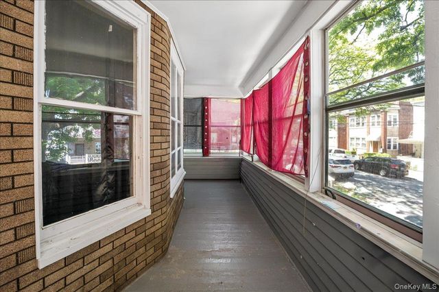 4384 Carpenter Avenue, Bronx, NY 10466