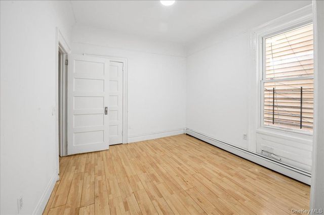 4384 Carpenter Avenue, Bronx, NY 10466