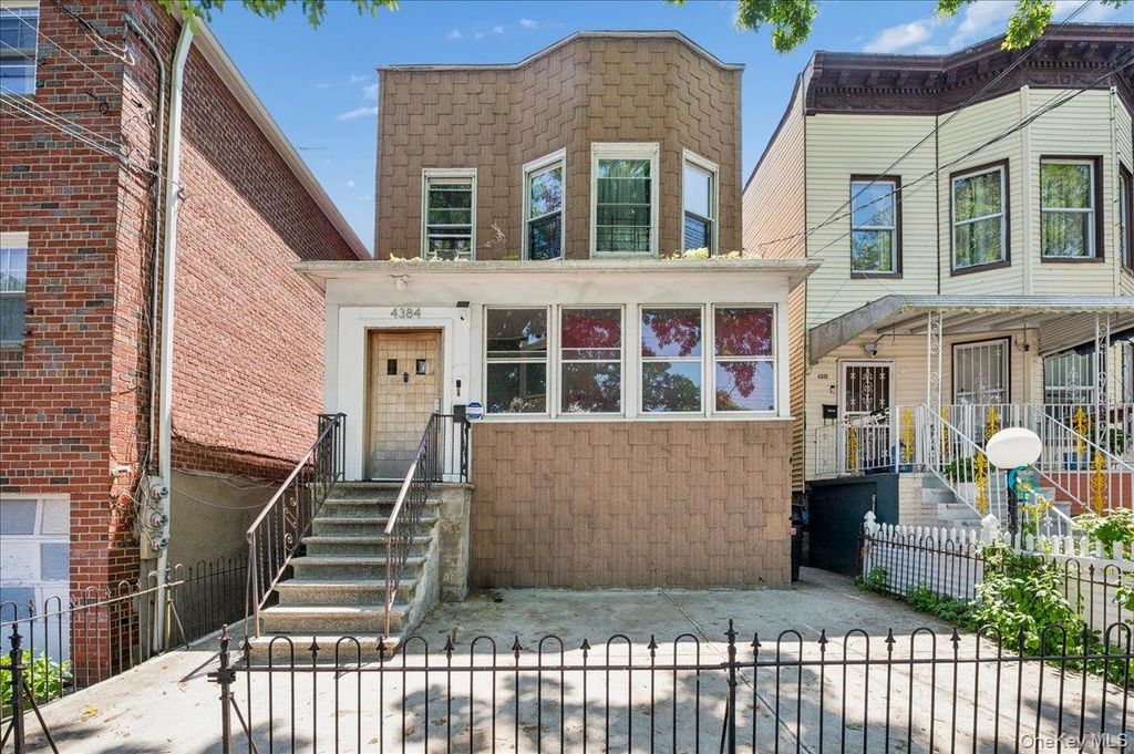 4384 Carpenter Avenue, Bronx, NY 10466