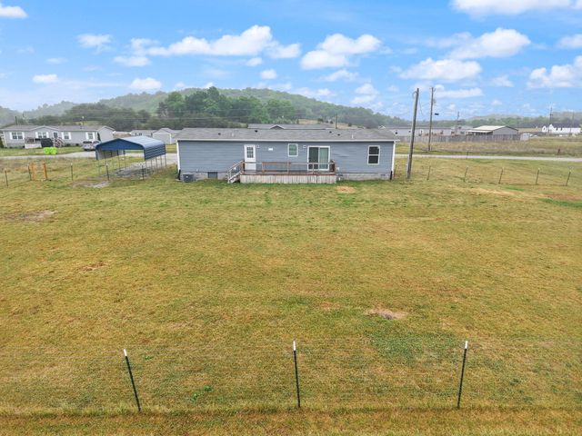 67 Wolf Bend, East Bernstadt, KY 40729