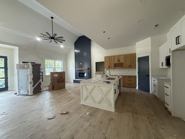 198 Cave Circle, Manchester, TN 37355