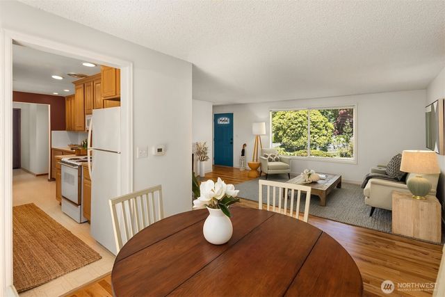 4220 191st Street SW, Lynnwood, WA 98036