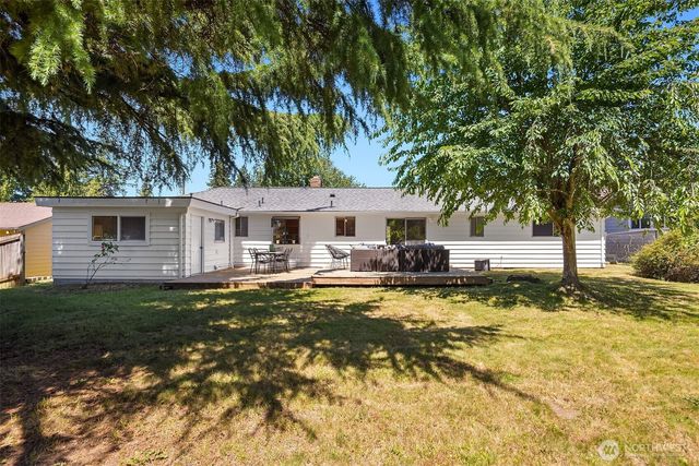 4220 191st Street SW, Lynnwood, WA 98036