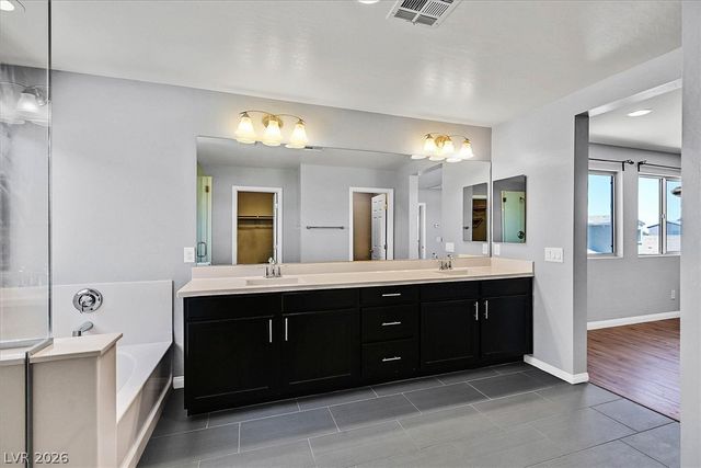 272 Finsbury Court, Las Vegas, NV 89148