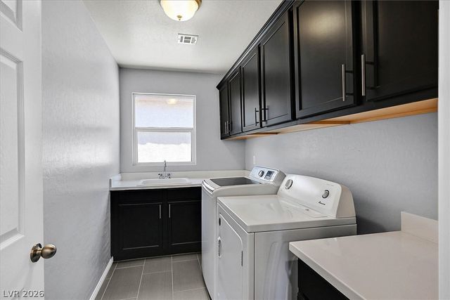 272 Finsbury Court, Las Vegas, NV 89148