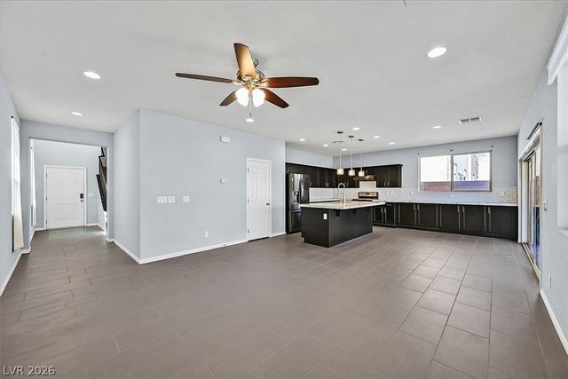 272 Finsbury Court, Las Vegas, NV 89148