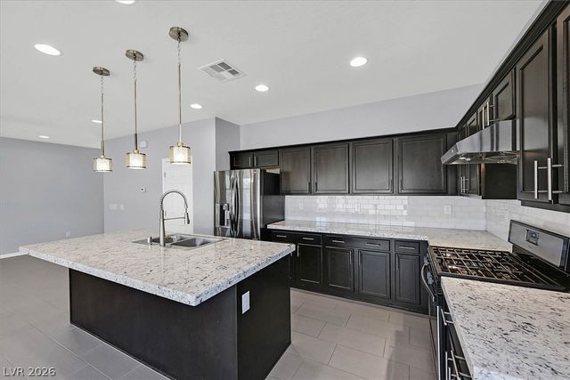 272 Finsbury Court, Las Vegas, NV 89148