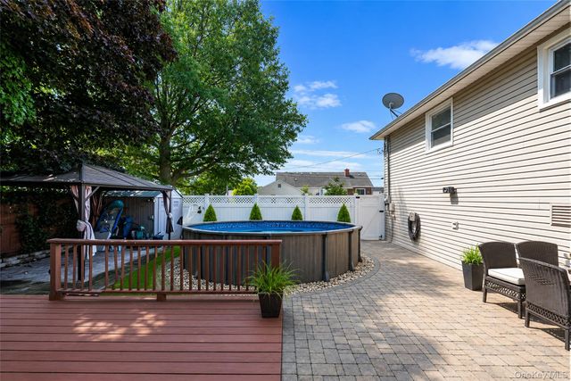 106 Casino Street, Freeport, NY 11520
