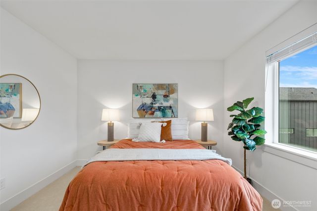 6738 21st Avenue SW, Seattle, WA 98106