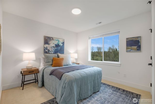 6738 21st Avenue SW, Seattle, WA 98106