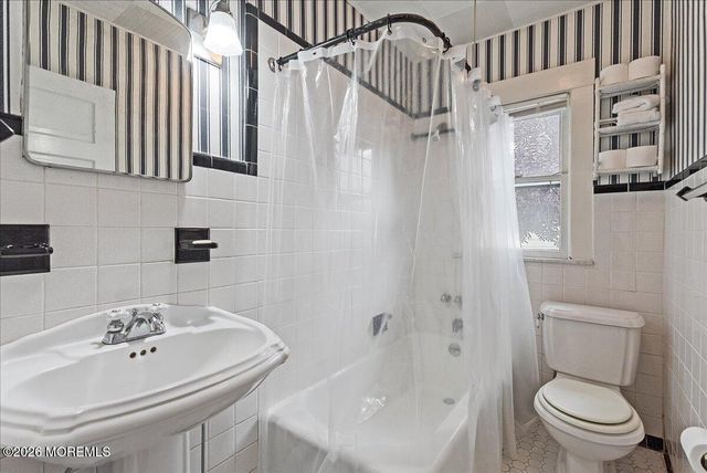 8 2nd Avenue, Sea Girt, NJ 08750