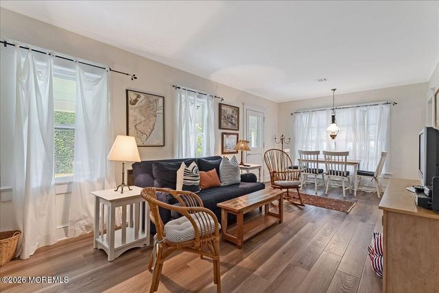 8 2nd Avenue, Sea Girt, NJ 08750