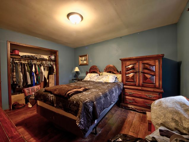 5939 W Van Gogh Trail, La Porte, IN 46350