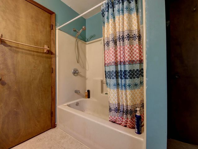 5939 W Van Gogh Trail, La Porte, IN 46350