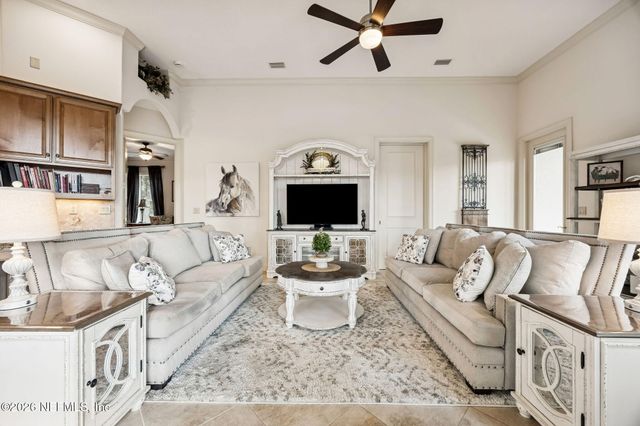 283 ESTATES Drive, Palatka, FL 32177