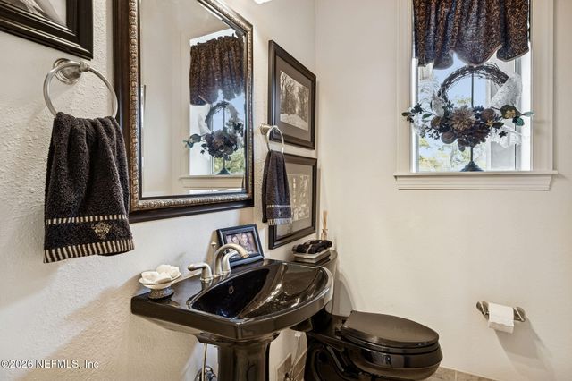 283 ESTATES Drive, Palatka, FL 32177