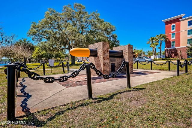 283 ESTATES Drive, Palatka, FL 32177