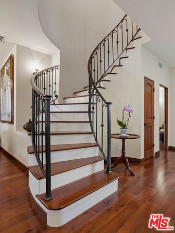 2026 Greenfield Avenue, Los Angeles, CA 90025