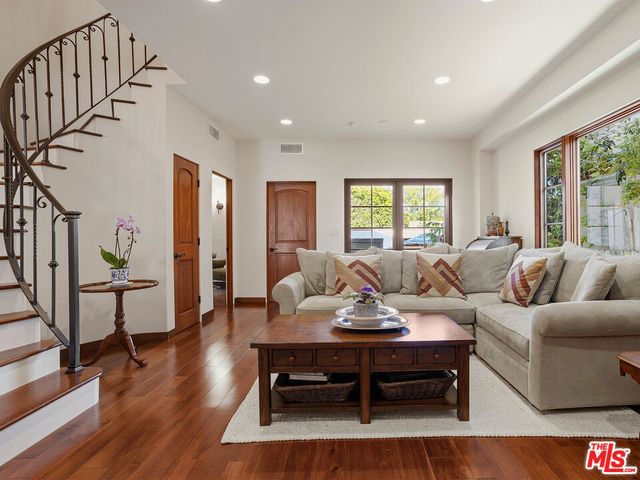 2026 Greenfield Avenue, Los Angeles, CA 90025