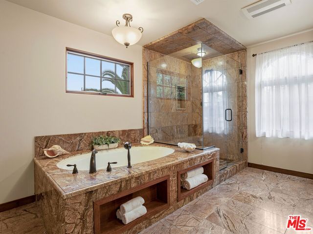 2026 Greenfield Avenue, Los Angeles, CA 90025