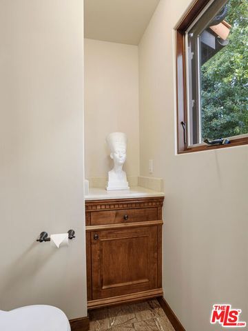 2026 Greenfield Avenue, Los Angeles, CA 90025