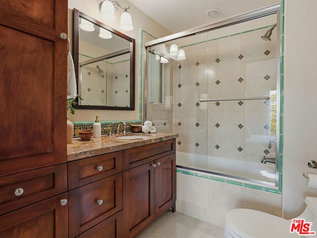 2026 Greenfield Avenue, Los Angeles, CA 90025