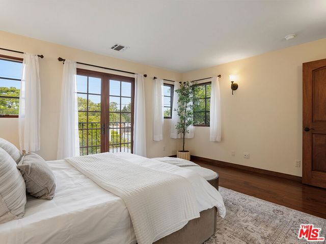 2026 Greenfield Avenue, Los Angeles, CA 90025