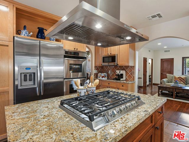 2026 Greenfield Avenue, Los Angeles, CA 90025