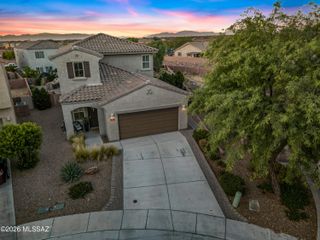 949 E Prairie Field Lane, Sahuarita, AZ 85629